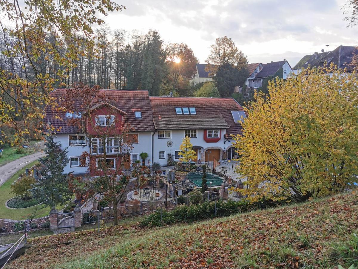 Gaestezimmer Reitinger Siegenburg ภายนอก รูปภาพ