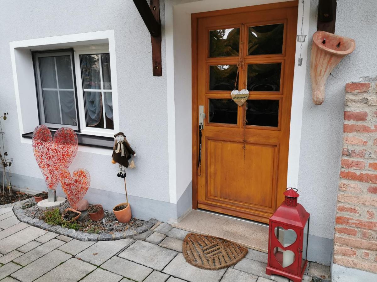 Gaestezimmer Reitinger Siegenburg ภายนอก รูปภาพ